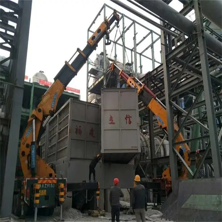 临沂折臂吊车租赁电话